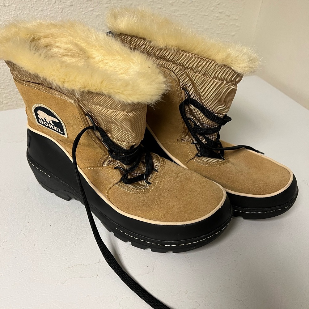 Sorel Women Winter Snow Boots size 9.5 Like New